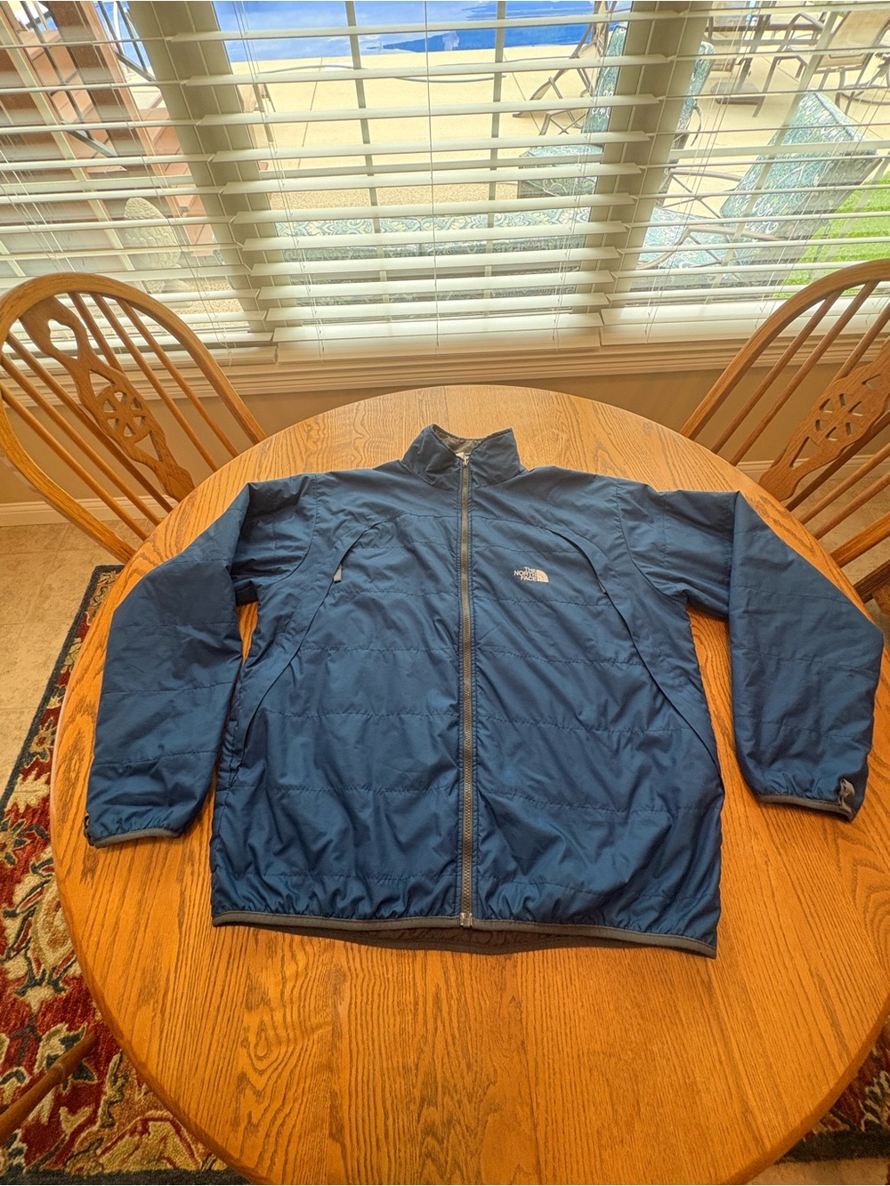 The North Face Blue Light Jacket Men’s XL Quilted Chest Venting Pockets